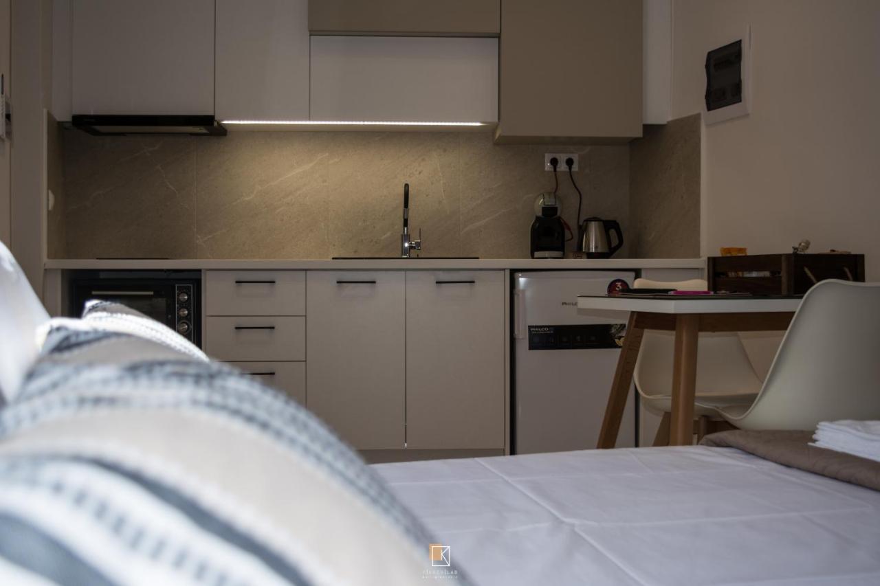 Uni Island - Old Town Suites Iraklion Buitenkant foto
